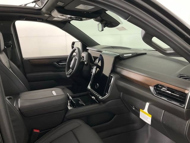 2026 GMC Yukon XL Denali - Photo 31
