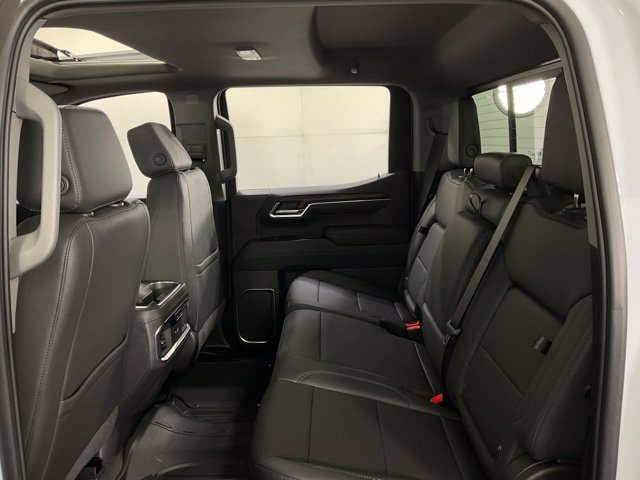 2026 GMC Sierra 1500 SLT - Photo 36