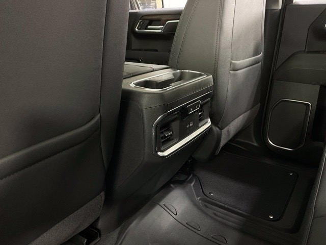 2026 GMC Sierra 1500 SLT - Photo 17