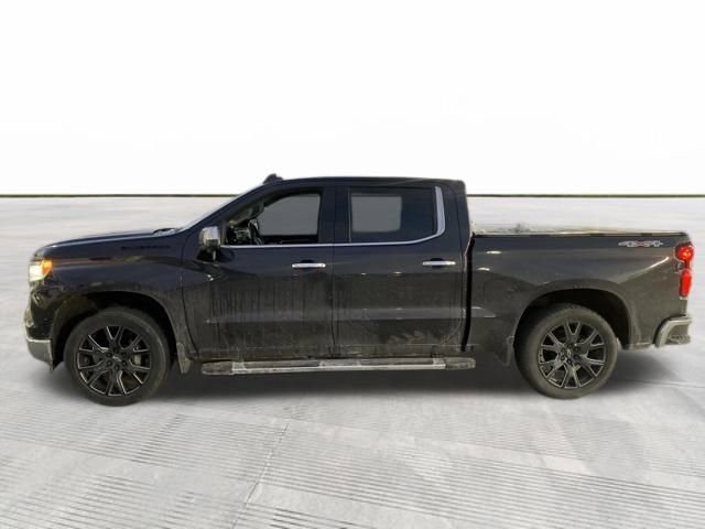 2022 Chevrolet Silverado 1500 LTZ photo 2