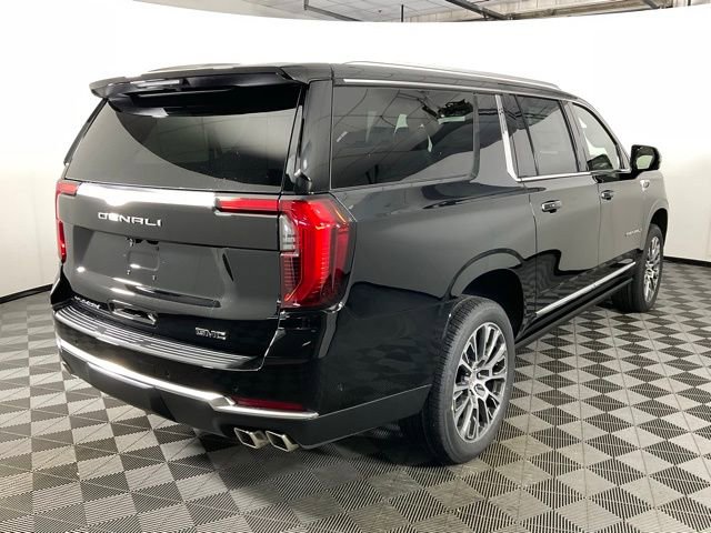 2026 GMC Yukon XL Denali - Photo 7