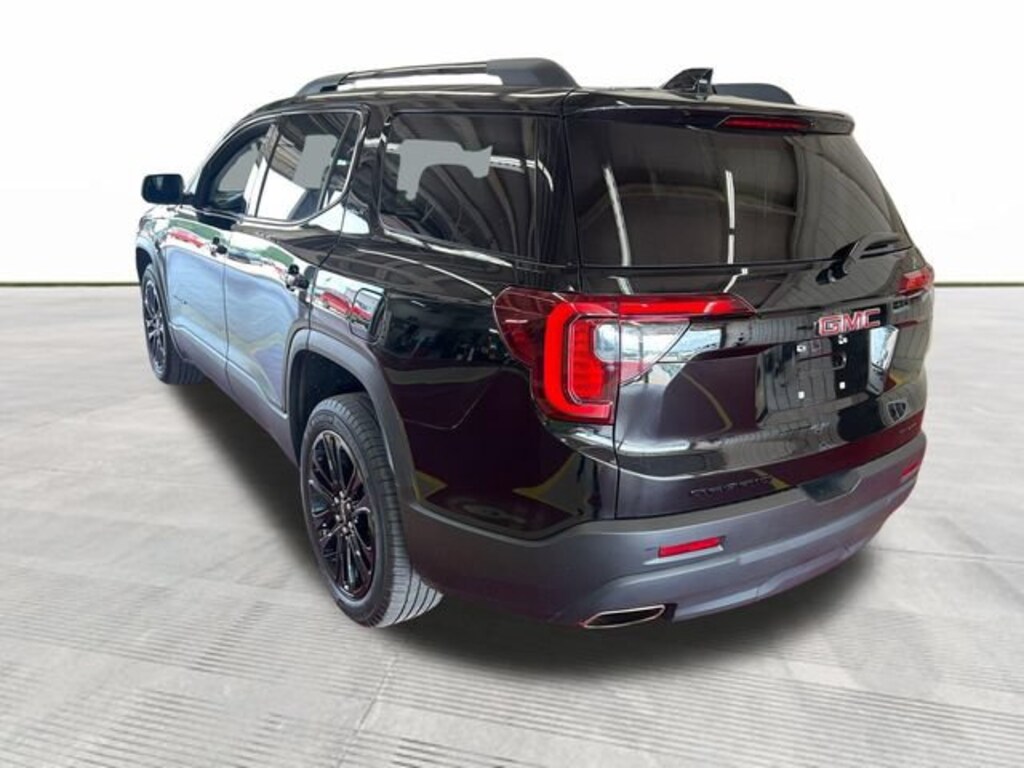 Used 2023 GMC Acadia SLT SUV