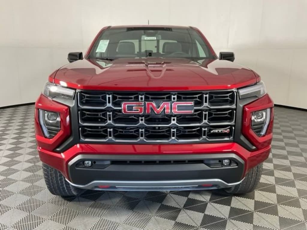 New 2026 GMC Canyon AT4 Truck