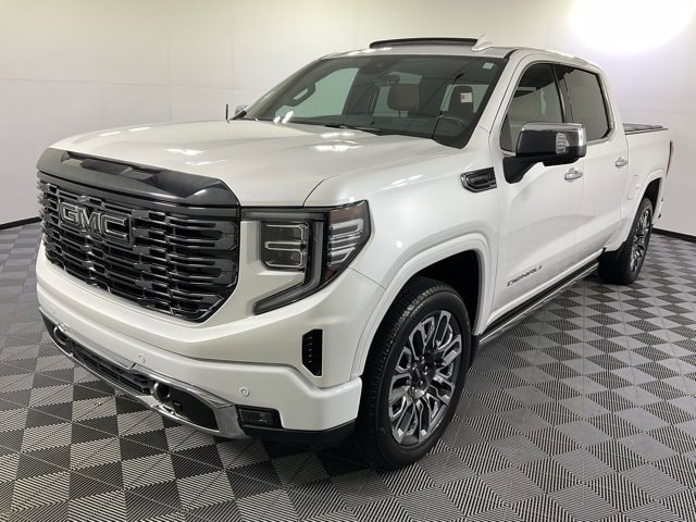 Used 2024 GMC Sierra 1500 Denali Denali Ultimate with VIN 1GTUUHE87RZ109664 for sale in Fort Wayne, IN