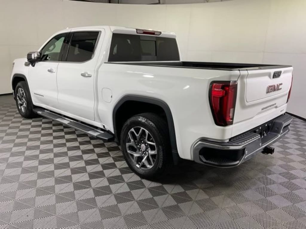 Used 2024 GMC Sierra 1500 SLT Truck