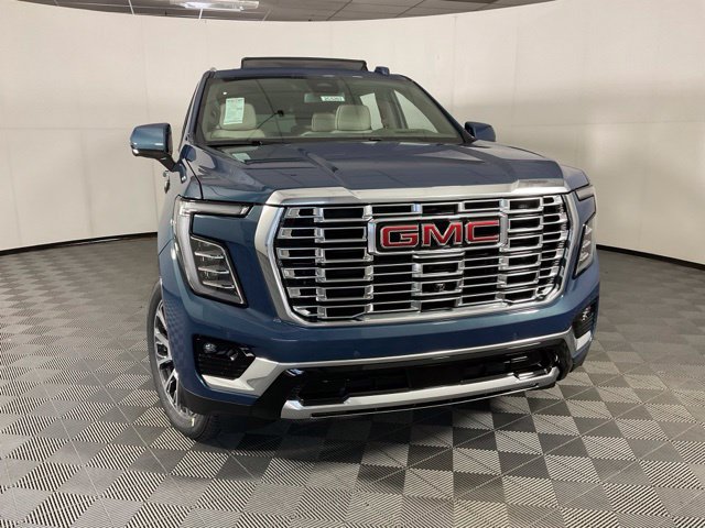 2026 GMC Yukon XL Denali - Photo 10