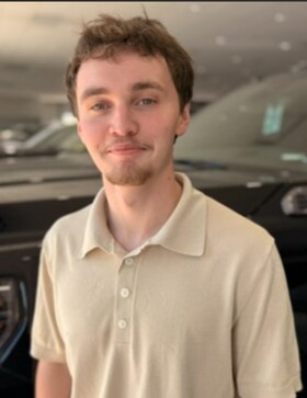 Staff member Isaak Preston from 7e44037227b2