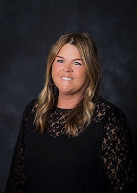 Staff member Jen Jackson from f056271fd764