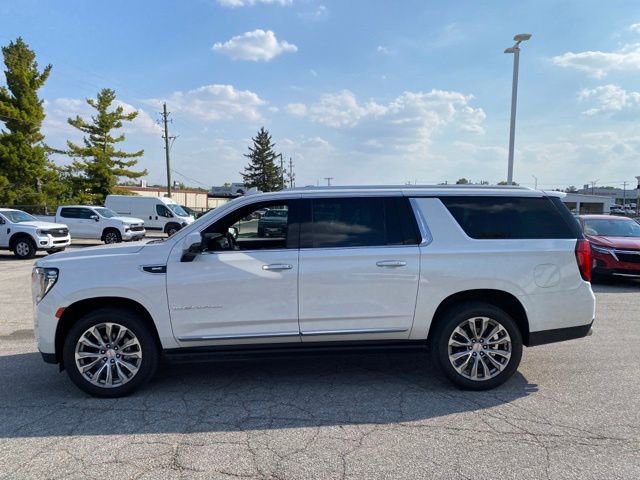 2021 Gmc Yukon XL Denali photo 3