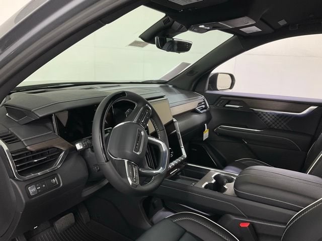 2026 GMC Acadia Denali - Photo 21