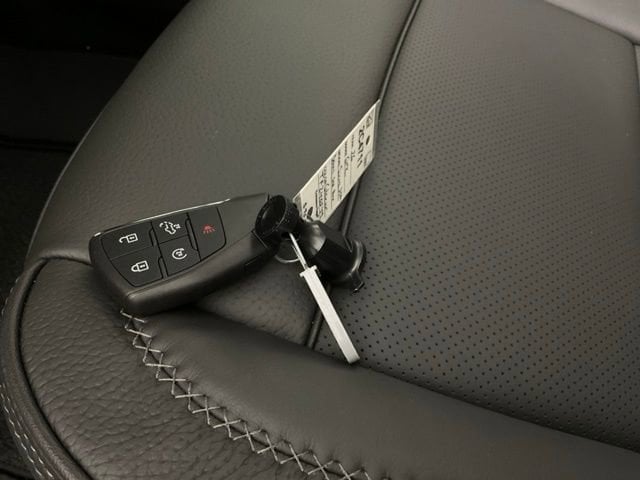 2026 GMC Sierra 3500HD Denali - Photo 47
