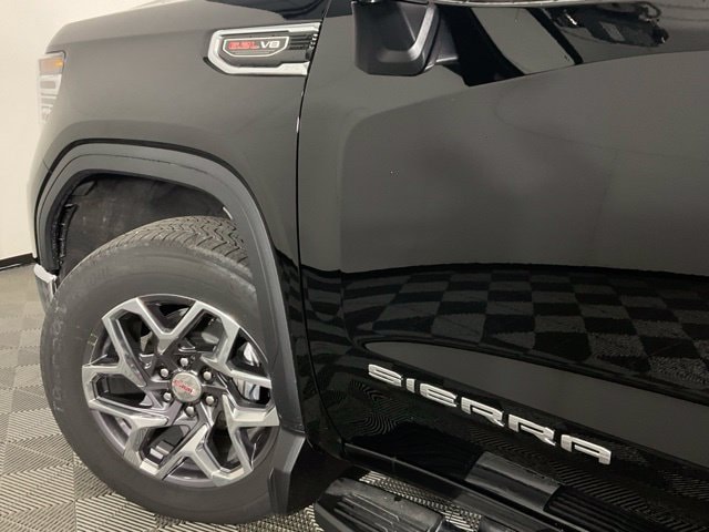 2026 GMC Sierra 1500 SLT - Photo 39