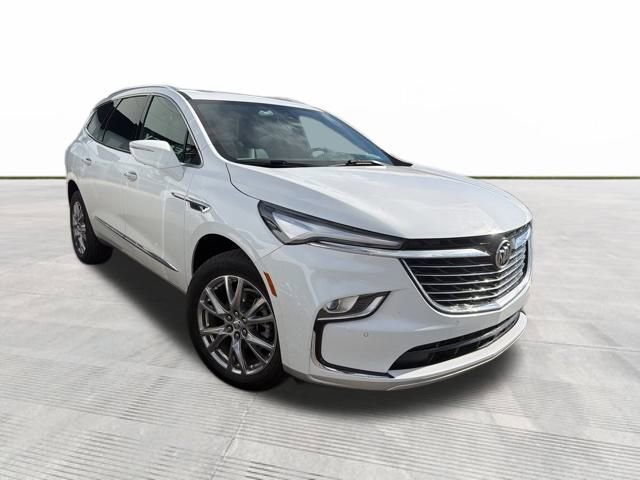 2023 Buick Enclave Premium photo 3