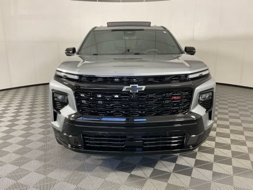 Used 2024 Chevrolet Traverse RS SUV
