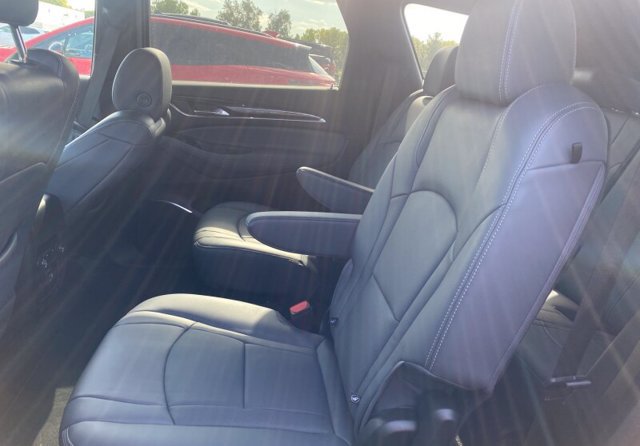 Used 2024 Buick Enclave Essence SUV