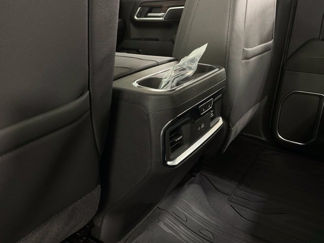 2026 GMC Sierra 1500 SLT - Photo 18