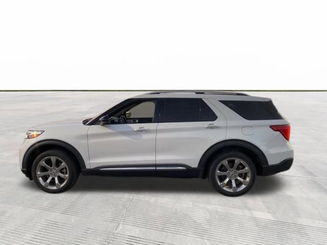 2020 Ford Explorer Platinum photo 2