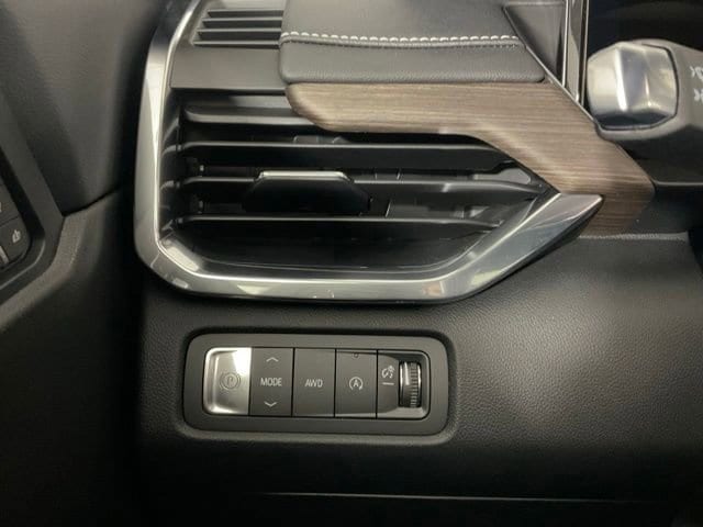 2026 GMC Acadia Denali - Photo 20