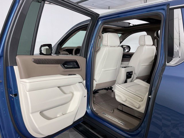 2026 GMC Yukon XL Denali - Photo 36