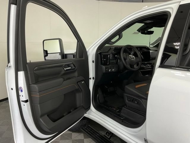 2026 GMC Sierra 2500HD AT4 - Photo 28
