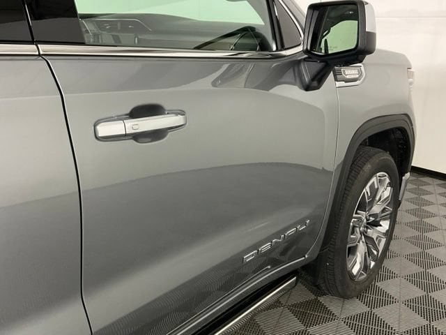 2026 GMC Sierra 1500 Denali - Photo 9