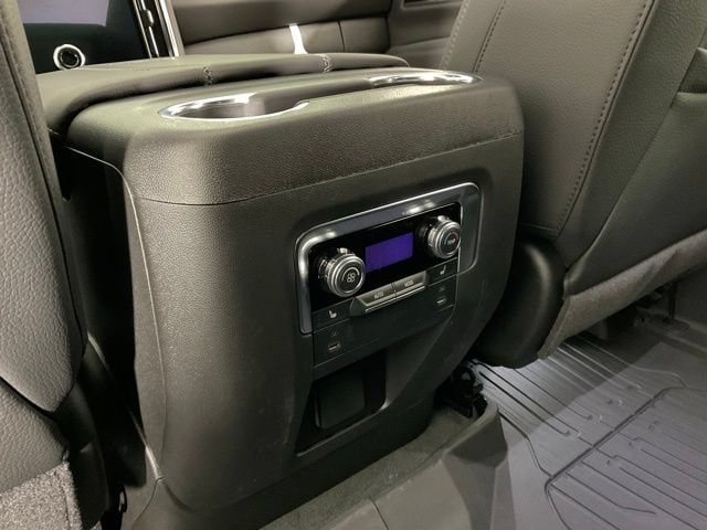 2026 GMC Yukon XL Denali - Photo 25