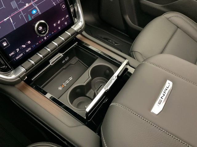 2026 GMC Yukon XL Denali - Photo 14