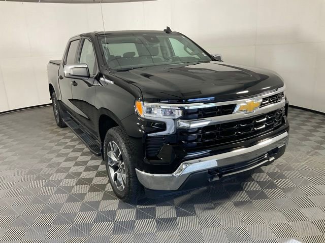 2023 Chevrolet Silverado 1500 LT photo 2