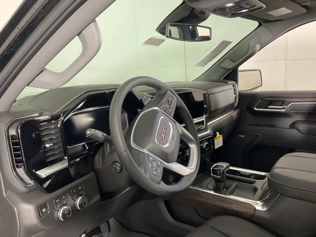 2026 GMC Sierra 1500 SLT - Photo 21
