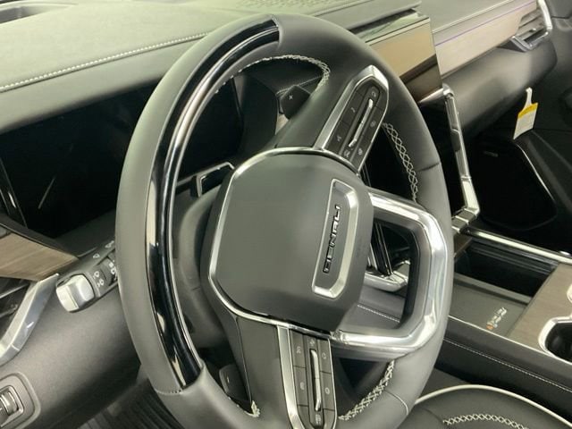2026 GMC Acadia Denali - Photo 23