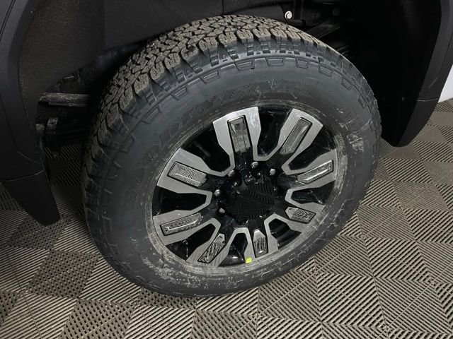 2026 GMC Sierra 3500HD Denali - Photo 41