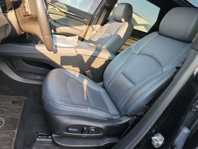 2024 Buick Enclave Essence Sport Touring photo 3