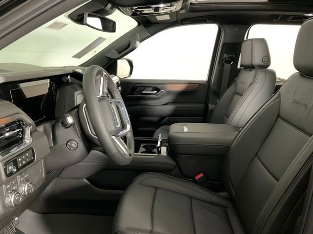 2026 GMC Yukon XL Denali - Photo 28