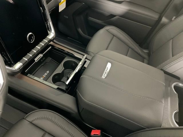 2026 GMC Yukon XL Denali - Photo 21