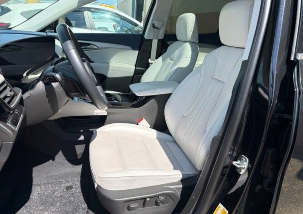 Used 2024 Buick Envision Avenir SUV