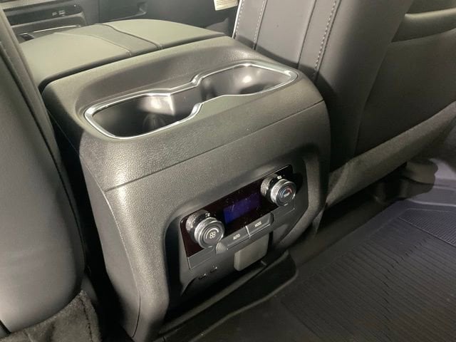 2026 Buick Enclave Sport Touring - Photo 25