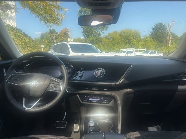 2022 Buick Envision Preferred Sport Touring photo 3