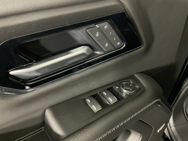 2026 GMC Yukon XL Denali - Photo 27