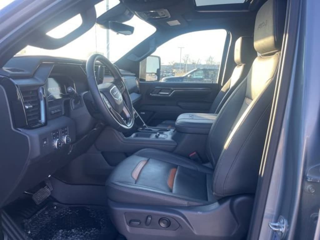 Used 2024 GMC Sierra 2500 HD AT4 Truck