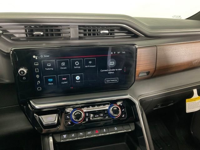 2025 GMC Sierra 3500HD Denali Ultimate - Photo 15