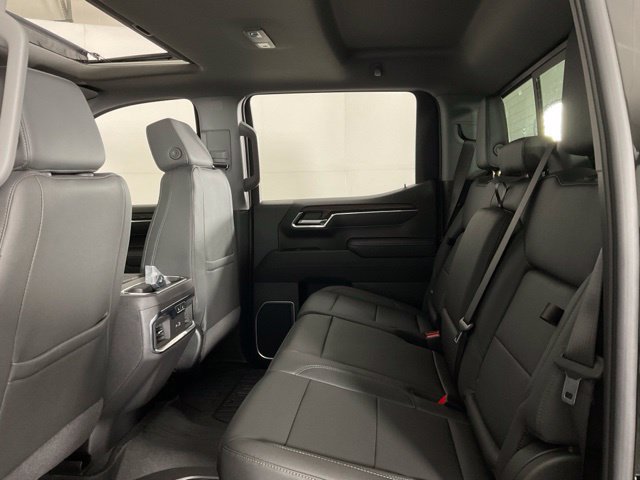 2026 GMC Sierra 1500 SLT - Photo 36