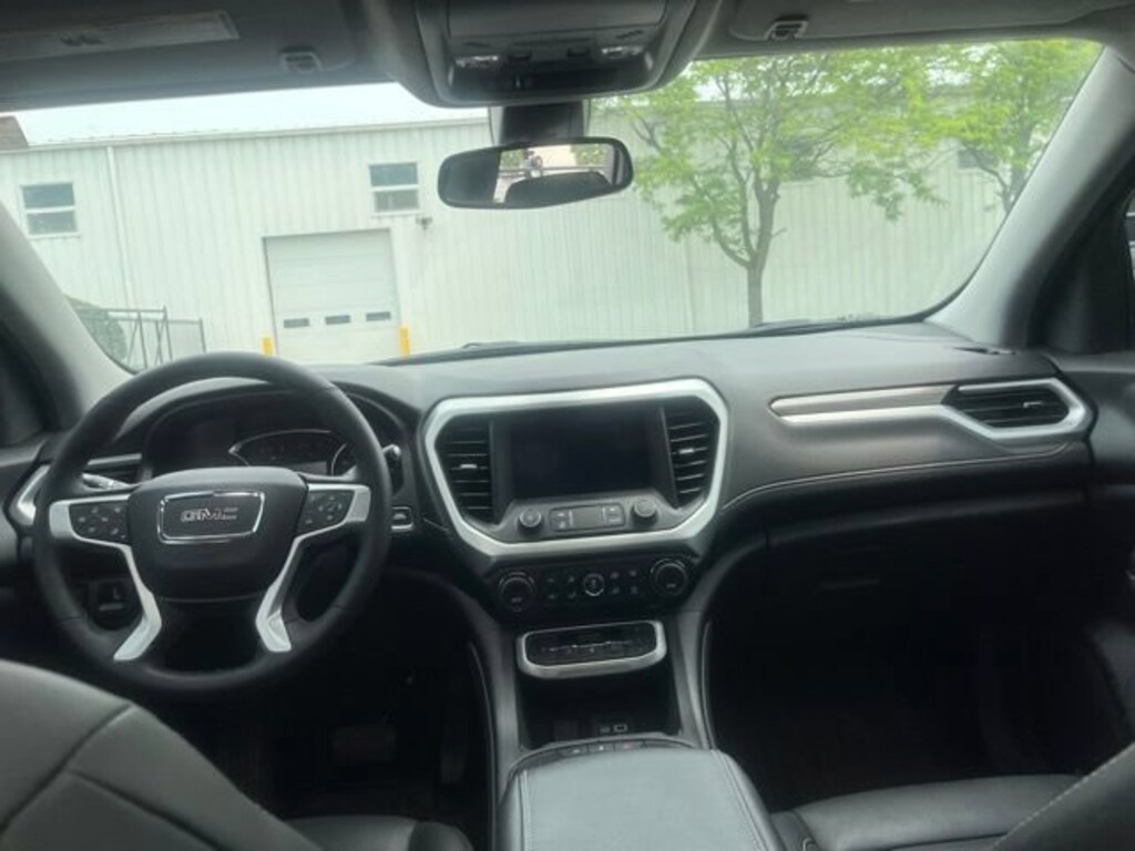 Used 2023 GMC Acadia SLT SUV