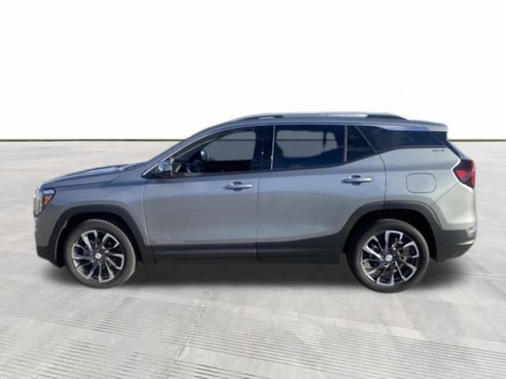 Used 2023 GMC Terrain SLT SUV