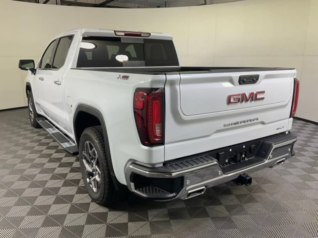New 2026 GMC Sierra 1500 SLT Truck