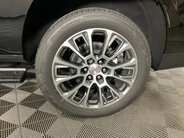 2026 GMC Yukon XL Denali - Photo 41