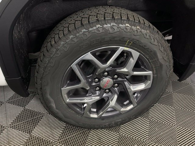 2026 GMC Sierra 1500 SLT - Photo 47