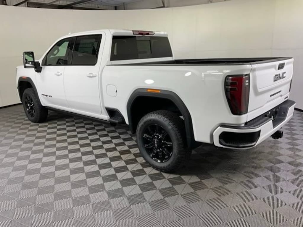 New 2026 GMC Sierra 2500 HD AT4 Truck