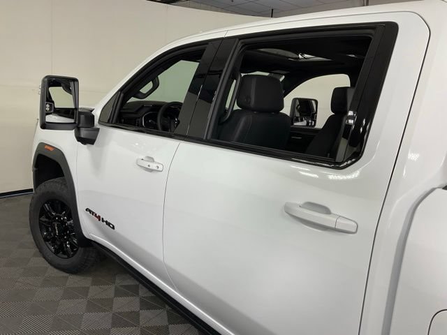2026 GMC Sierra 2500HD AT4 - Photo 40
