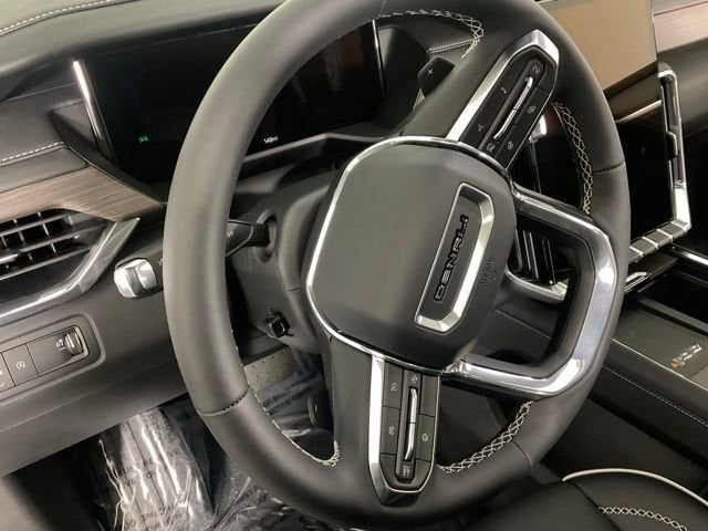 2026 GMC Acadia Denali - Photo 23