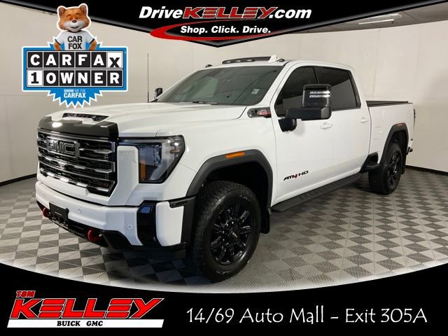 2026 GMC Sierra 4WD Crew Cab Standard Box AT4's photo